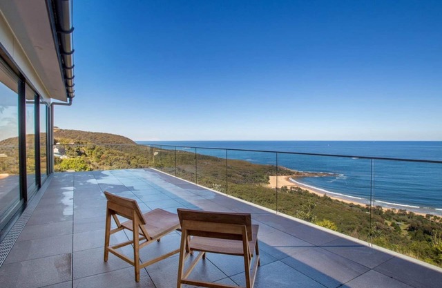 Spectacular Ocean Views - Linen & Wifi included