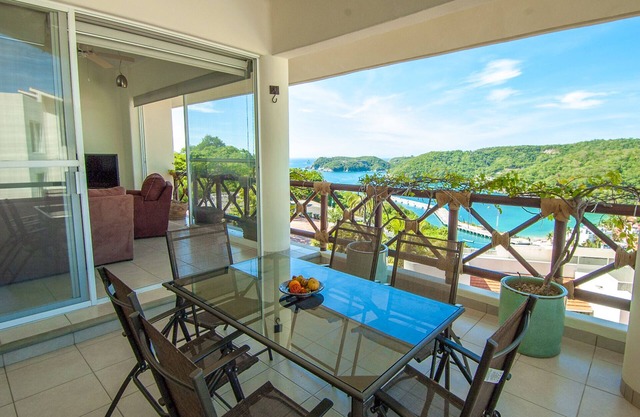 Spectaculaire Ocean View Condo Minutes to Town - Cruz del Mar