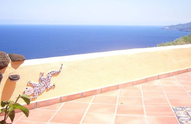 Vues spectaculaires sur la mer et tranquillité pure!