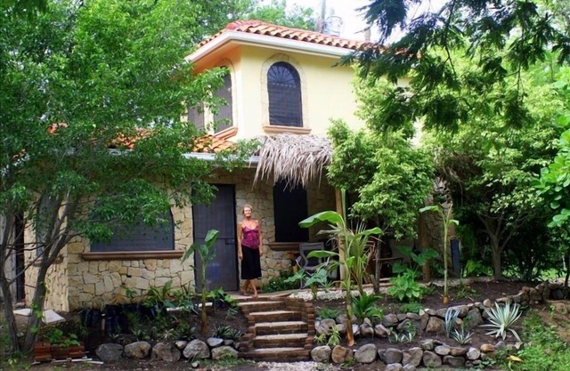 Couchers de soleil spectaculaires, Ridge Top Ocean View, Tropical Tiny Home