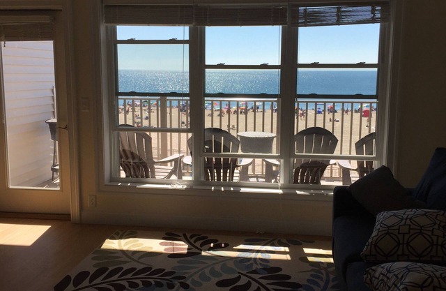 Vues spectaculaires du Condo Beachfront