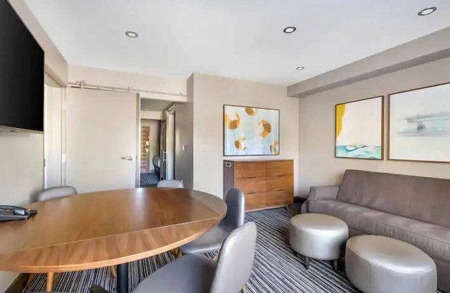 Spend Christmas week across from Heavenly Valley, sleeps 6 in South Lake Tahoe