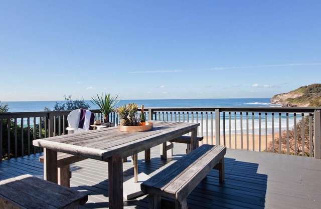 Aqua Luna Warriewood Beach By Beach Stays