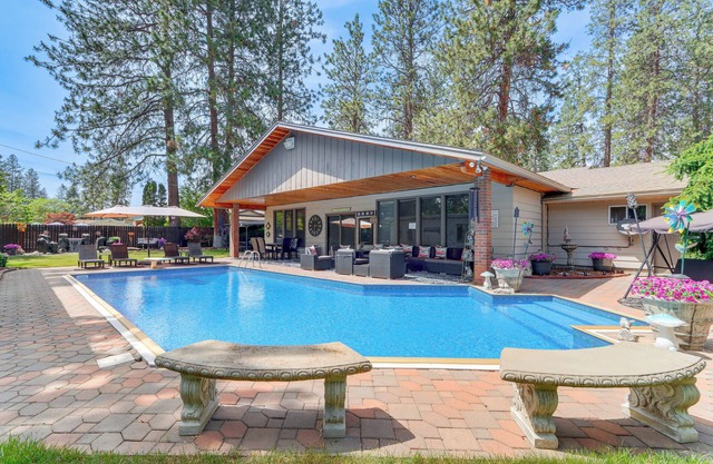 Spokane Valley Vacation Rental w/ Shared Pool!