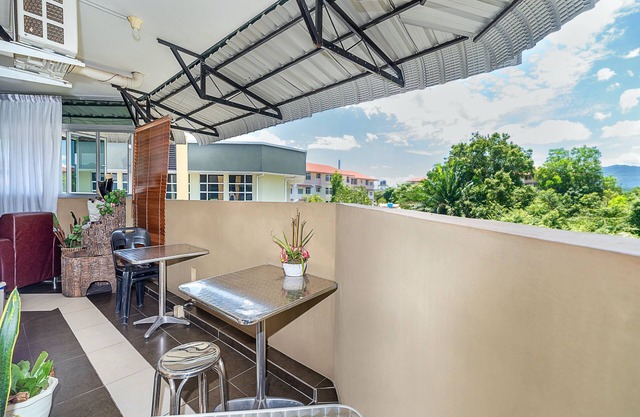 SPOT ON 90042 One Plaza Eco Hotel