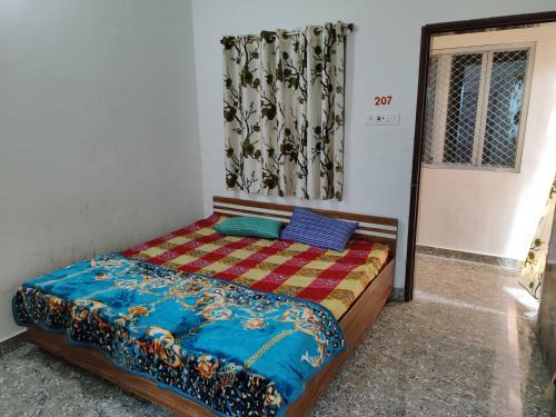 SPOT ON Hotel Omani And Restaurant