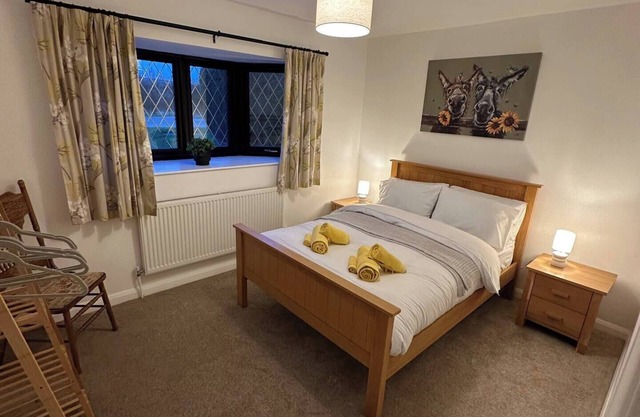 This house is a 3 bedroom(s), 1 bathrooms, located in East Riding of Yorkshire, England.