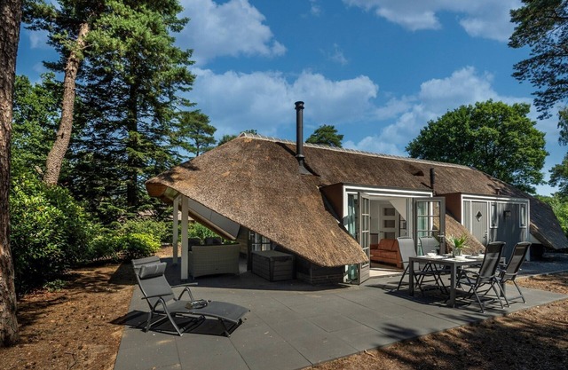 Sprielderbosch 14 Luxury holiday rental Veluwe, located on a holiday park