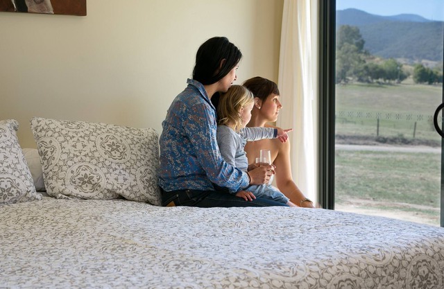 Spring Spur Stay