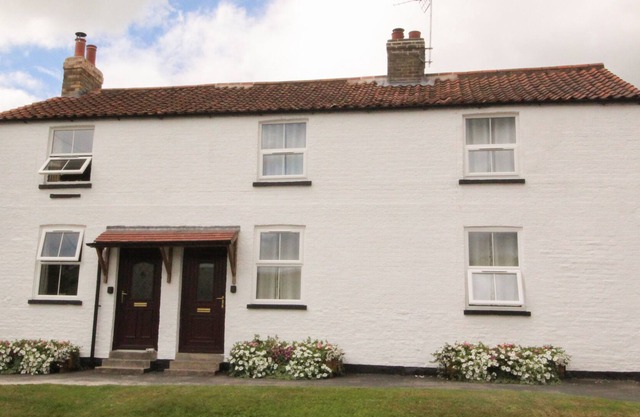 Cottage Spring View, MILLINGTON