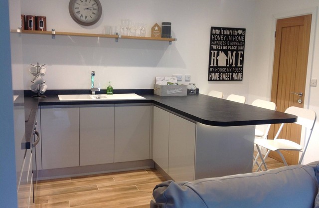 Springfield Aprtments, Hawarden