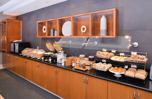 SpringHill Suites by Marriott Corona Riverside