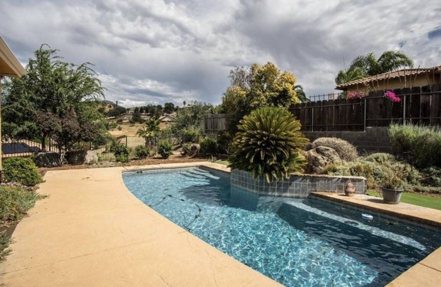 Springville Villa Paradiso