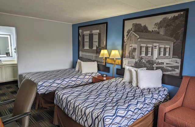Sprucewood Inn