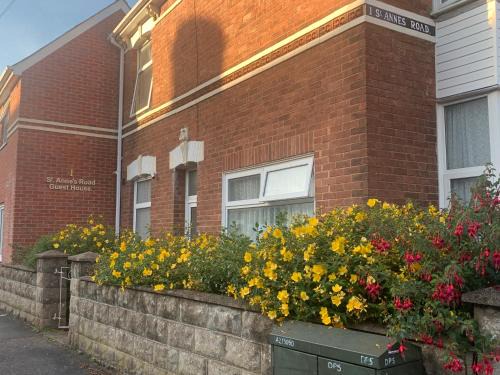 St Anne's Road Guest House