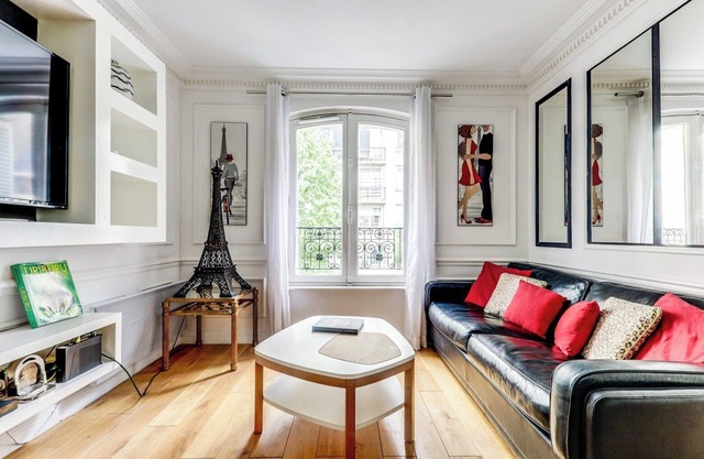 St. Germain des Pres - Luxembourg Suite
