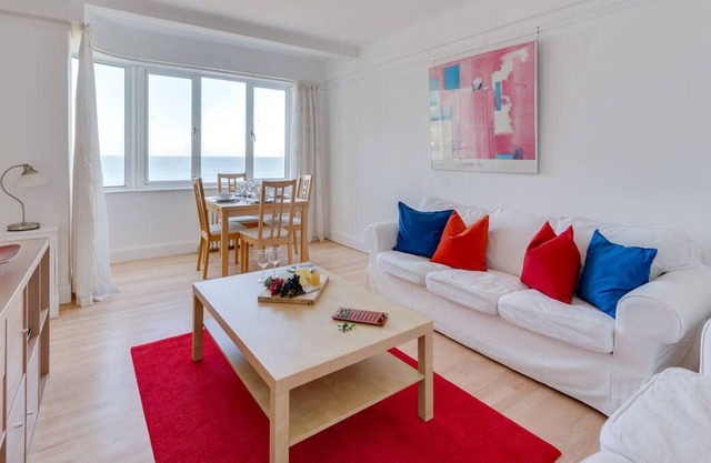 St Margarets Flat in the beautiful Brighton