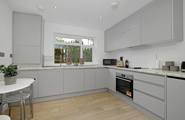 St Martins 2 Bedroom & 2 Bathroom Apt. 1 - Ruislip