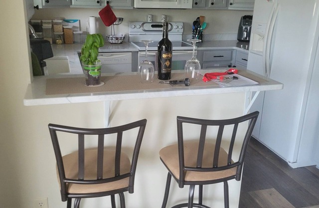 St Petersburg-Conquina Key-Gated Community