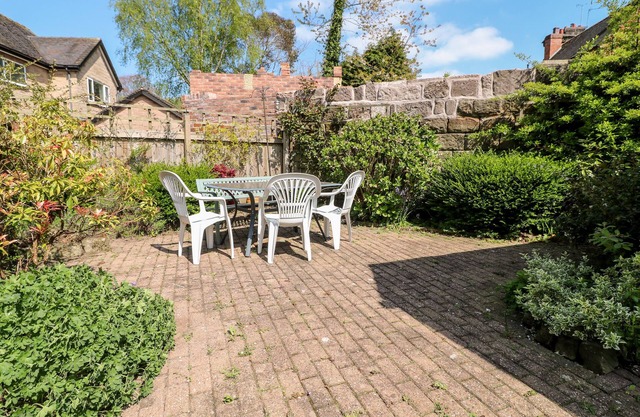 Staffordshire Knot Cottage, ALTON