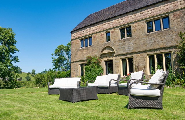 Stainsborough Hall