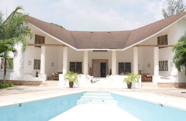 MAISON DE VACANCES PARFAITE PARFAITE À LOUER À MALINDI,