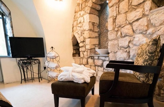 Standard Suite