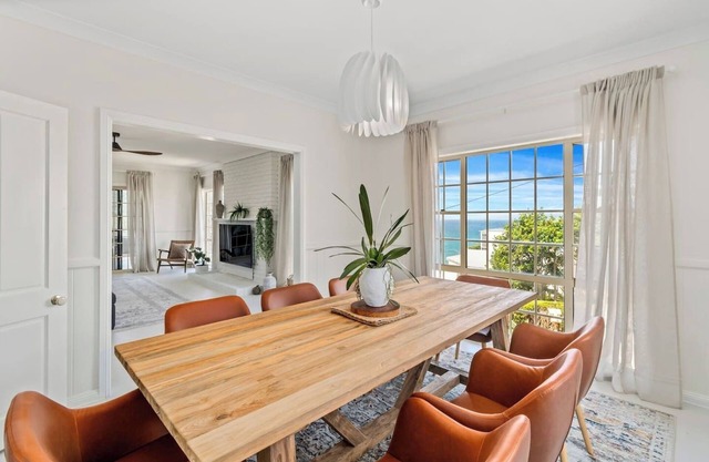 Stanwell Park Escape Sprawling Beachfront Living