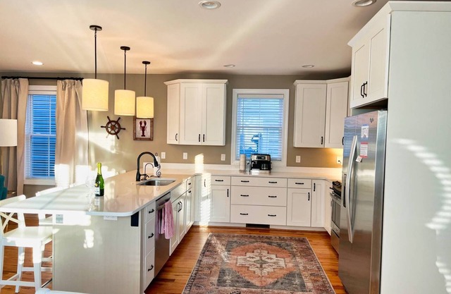 Clarity: 2 BR, 2.5 BA House in Cape Charles, Sleeps 7