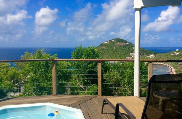 Charming Chocolate Hole 2 Bedroom / 2 Bath Cottage avec bain à remous et coucher de soleil!