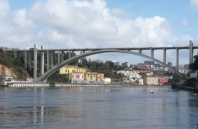 Starfish House, maison sur la rive du fleuve Douro