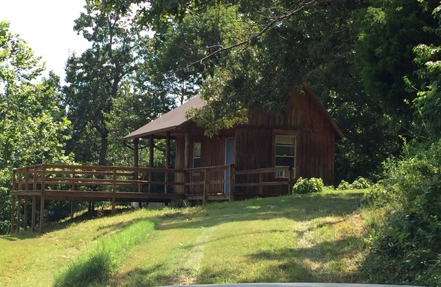 Cabin Starlight dans les monts Ozark près de la rivière Buffalo National