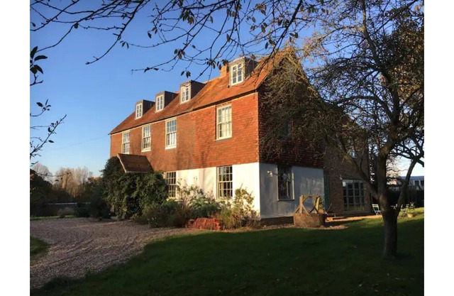 STARNASH FARMHOUSE Self Catering Accommodation