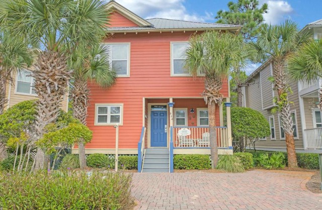 Stars Hollow Cottage - 3 bedrooms sleeps 10