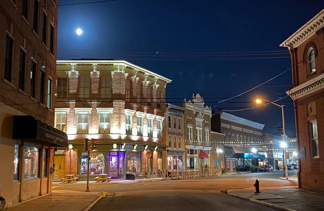 Upscale Condo in Historic Downtown Cambridge, Maryland