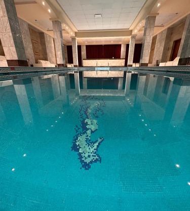 Status Hotel