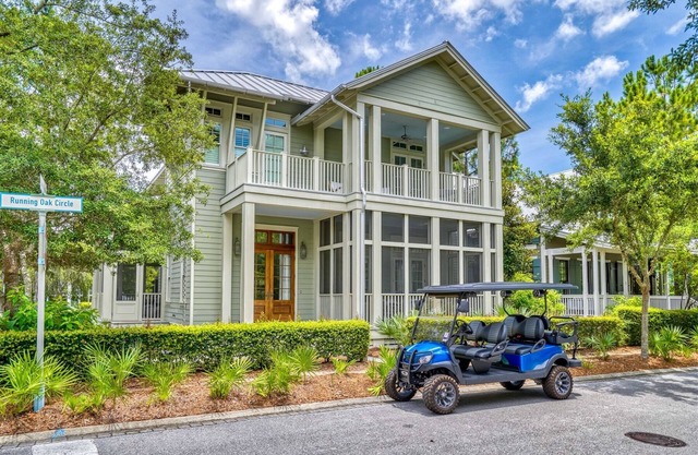 5 BR Watercolor Oasis in Forest District | WaterColor Beach Club Access, Golf Cart, and Bikes.