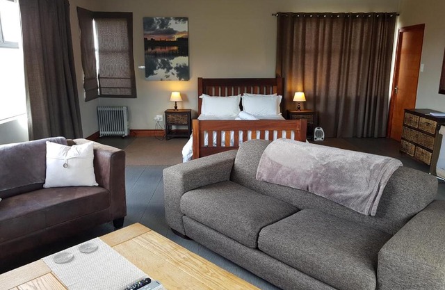 Stay@67 Apartments - Dullstroom