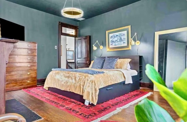 Stay in a Historic Charm in the Heart of Lexington