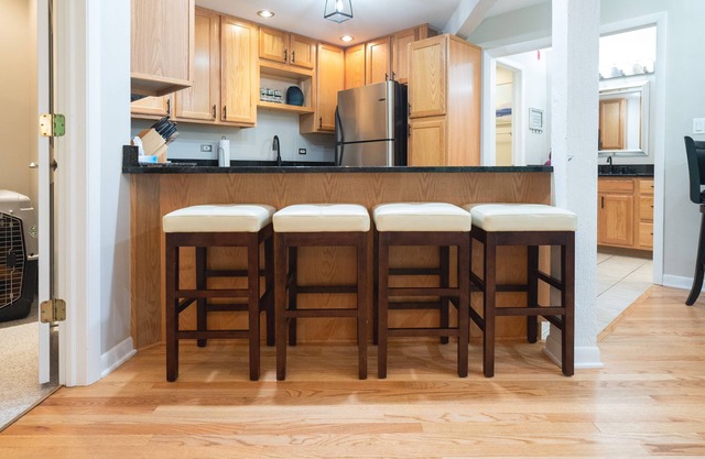 Stay in Desirable Abbey Springs! 2 BDR Condo w/Resort Amenities, Pet Friendly