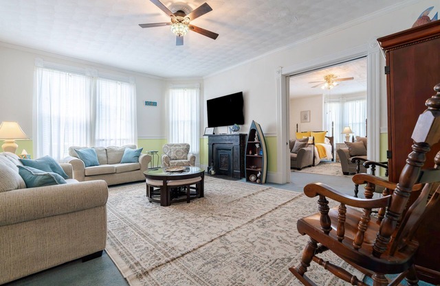 Stay in Style! Spring Getaway by the Erie Shores