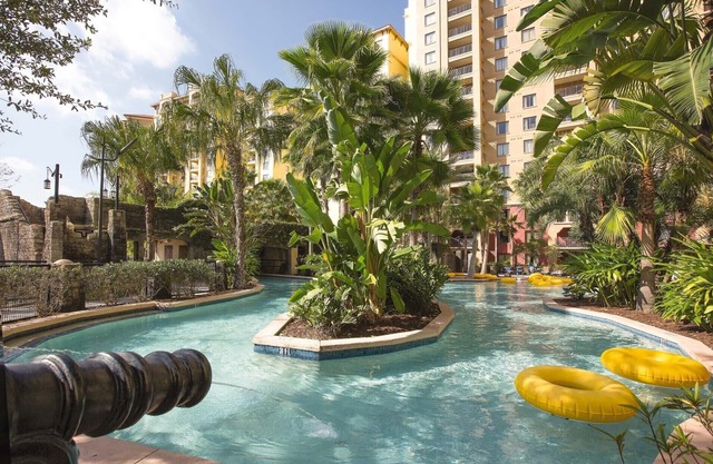 Stay on Disney Property, Beautiful resort, 2 Bedroom Condo, Stocked kitchen