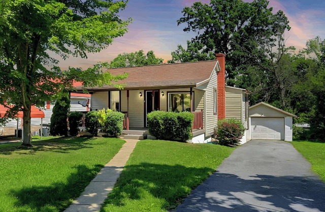 ★ Espace confortable avec cour clôturée ★ 15 min à Harrisburg 30 à Carlisle | 2BR W / AC