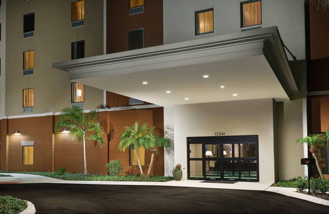 Stay, Play, Relax: Suite Life near Disney Springs & More!