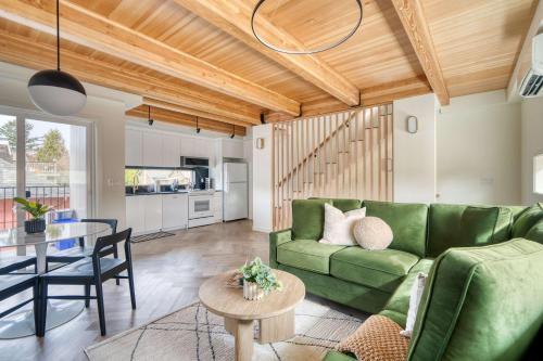 Stay Portland - Alberta Arts Escape - Modern 3BR Townhome