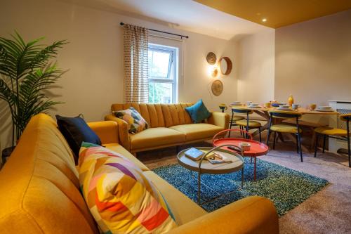 Stay with airhgt @ Luxe Apartment in Central Harrogate