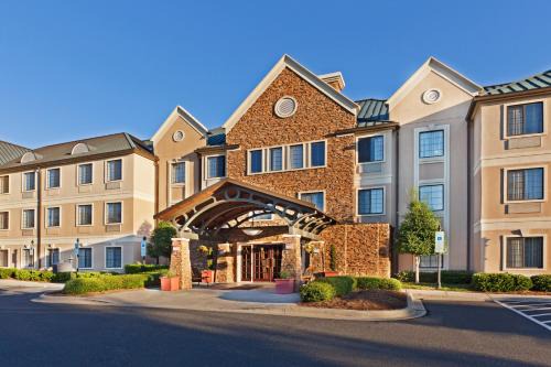 Staybridge Suites - Charlotte Ballantyne by IHG