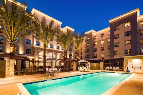 Staybridge Suites Irvine - John Wayne Airport by IHG