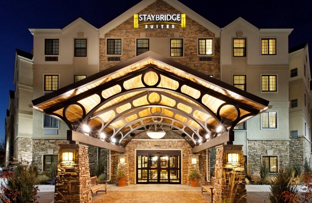 Staybridge Suites Pittsburgh-Cranberry Township by IHG
