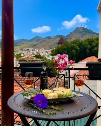 StayinMachico